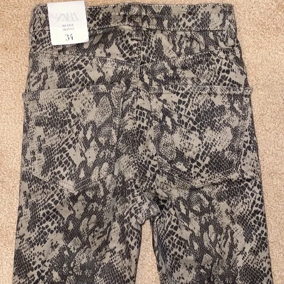ZARA | Snake Print High Rise Skinny Jean - Picture 12 of 12